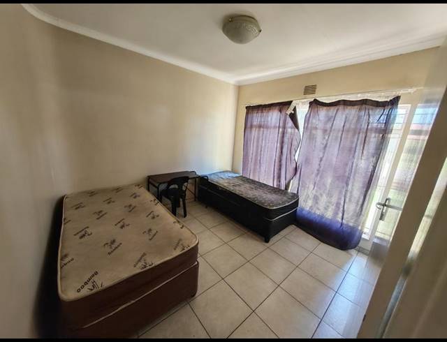 4 BEDROOM HOUSE FOR SALE IN VANDERBIJLPARK SE 6